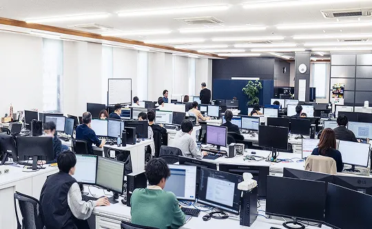 自社開発で、中間コストがかからず最安水準で提供可能